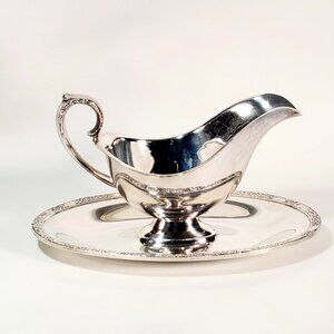 Rogers & Bro. Silver-Plated Gravy Boat with Attached Underplate Primrose Pattern